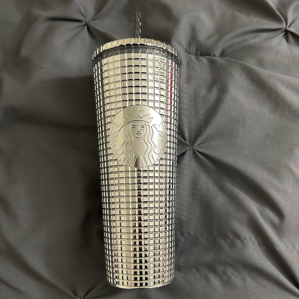 Starbucks 2023 Holiday Silver Chrome Grid Tumbler 24oz
